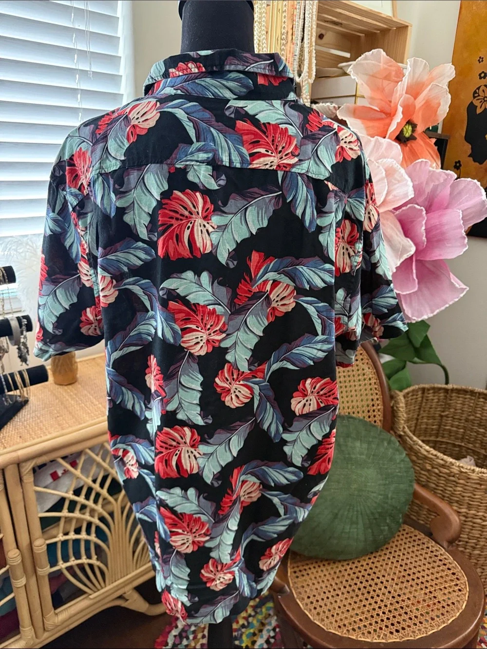 J Crew Mid-Y2K Hawaiian Aloha Floral Tropical Resort Button Up Linen Camp Shirt